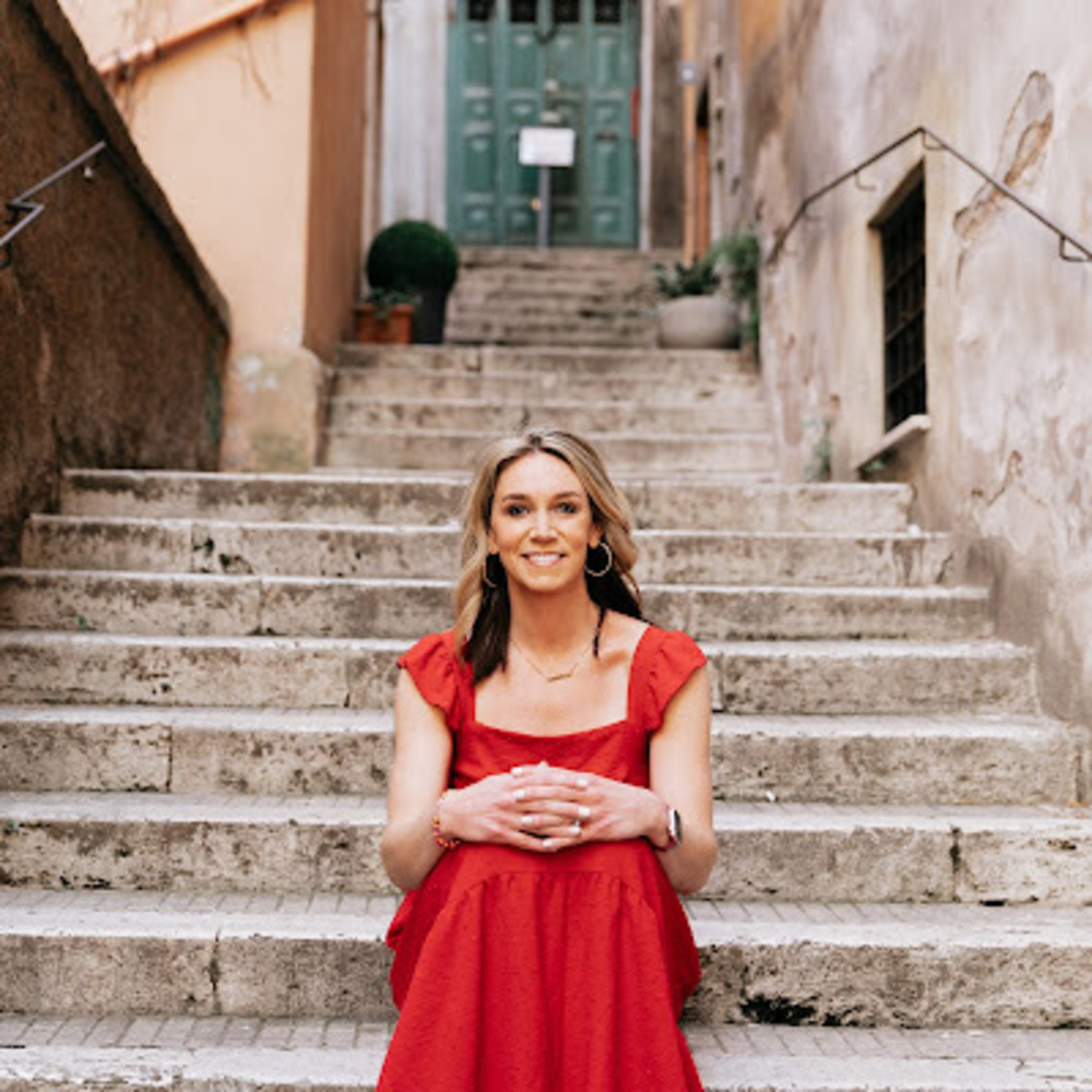 Meet your Posher, Alyson